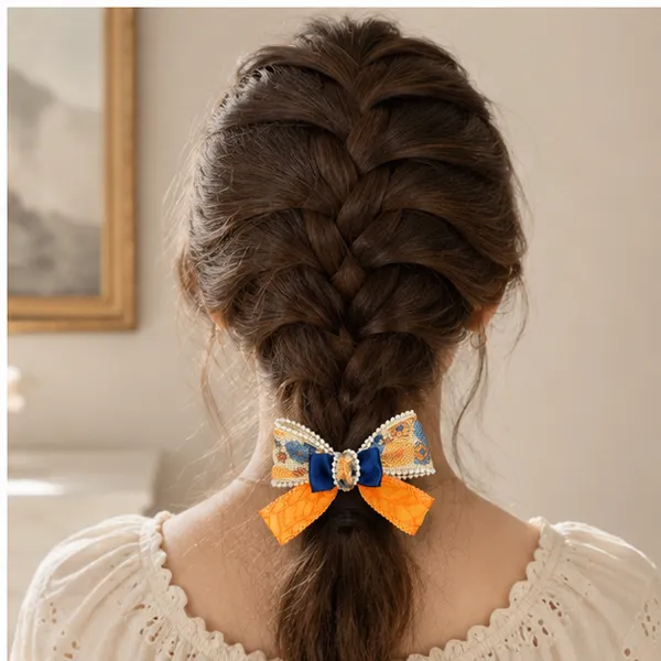 Mixed-Media_Fabric_Bow
