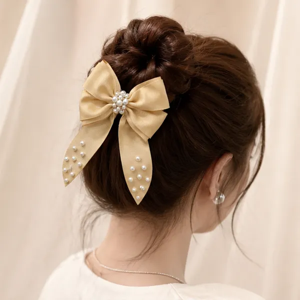 Pearl_Encrusted_Bow