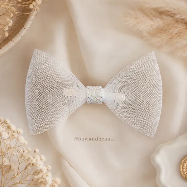 White_Mesh_Bow