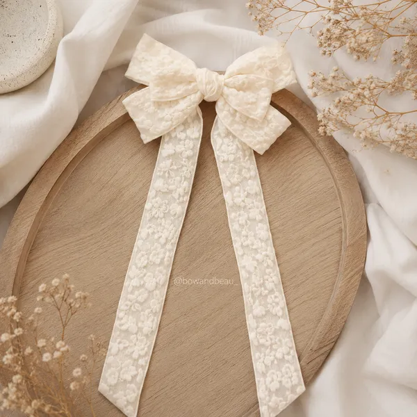 The_Lvory_Cloud_Jacquard_Bow