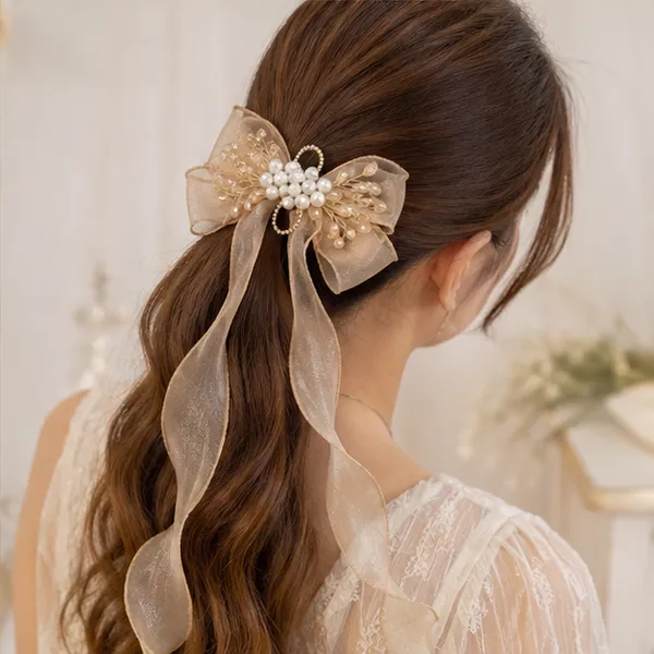 The_Pearl_Petal_Cascade_Bow