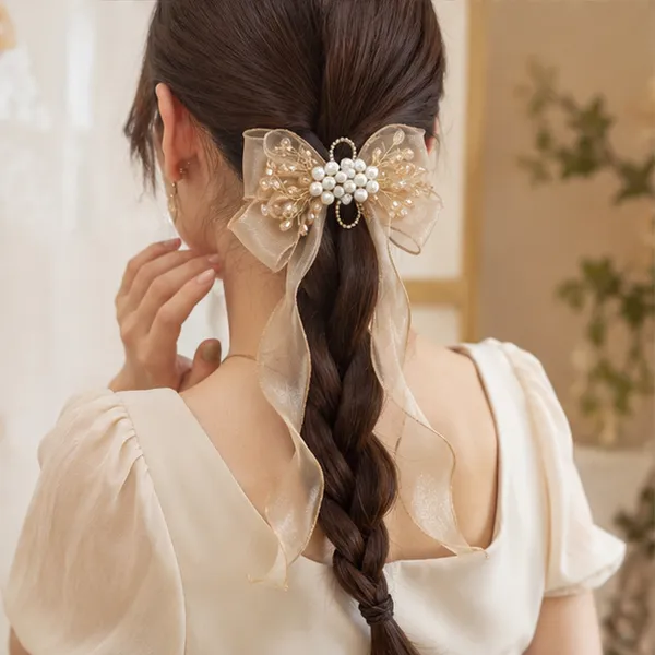 The_Pearl_Petal_Cascade_Bow