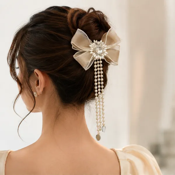 The_Aurora_Tassel_Bow