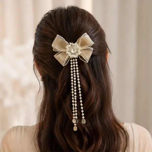 The_Aurora_Tassel_Bow