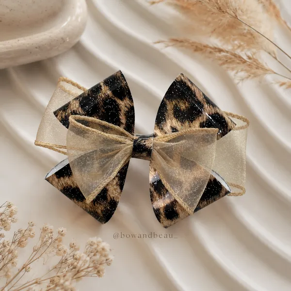 The_Leopard_Queen_Bow