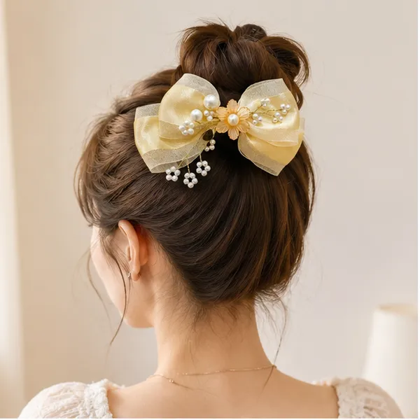 Golden_Ivory_Bloom_Bow
