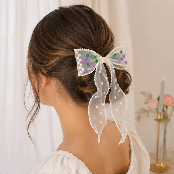 The_Flor_Noir_Bow