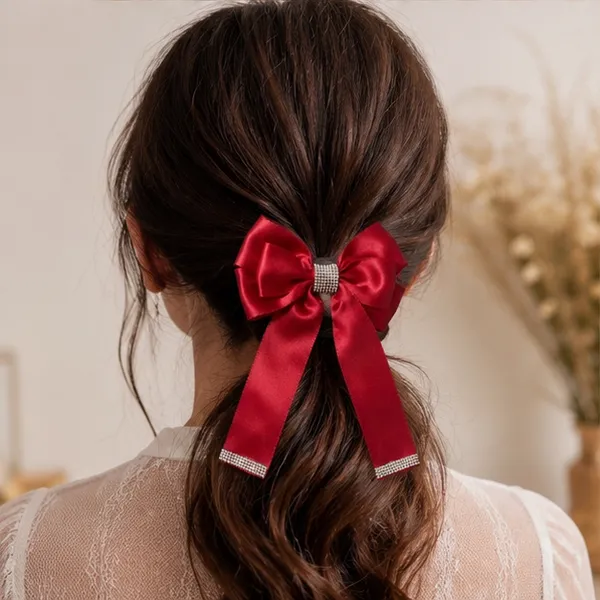 Crimson_Charm_Bow