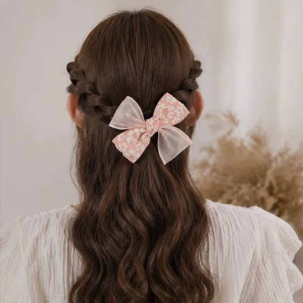 The_Petal_&_Prism_Bow
