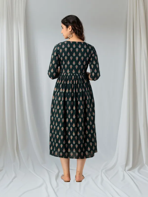 Green_Pure_Cotton_Floral_Print_Regular_Dress_For_Women