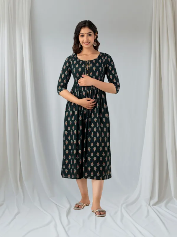 Green_Pure_Cotton_Floral_Print_Regular_Dress_For_Women