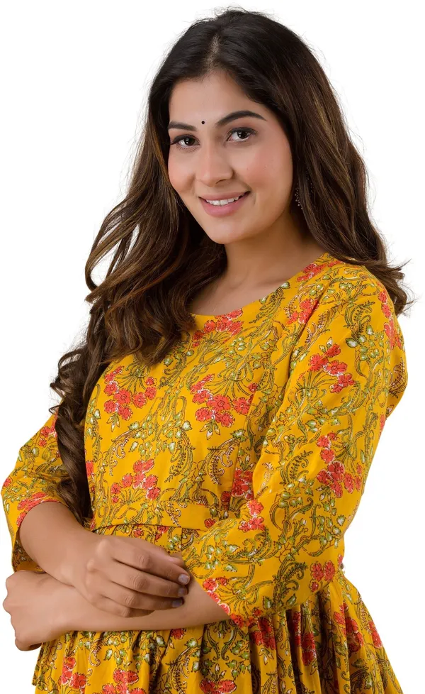 Yellow_Cotton_Blend_Printed_Regular_Kurta_For_Women