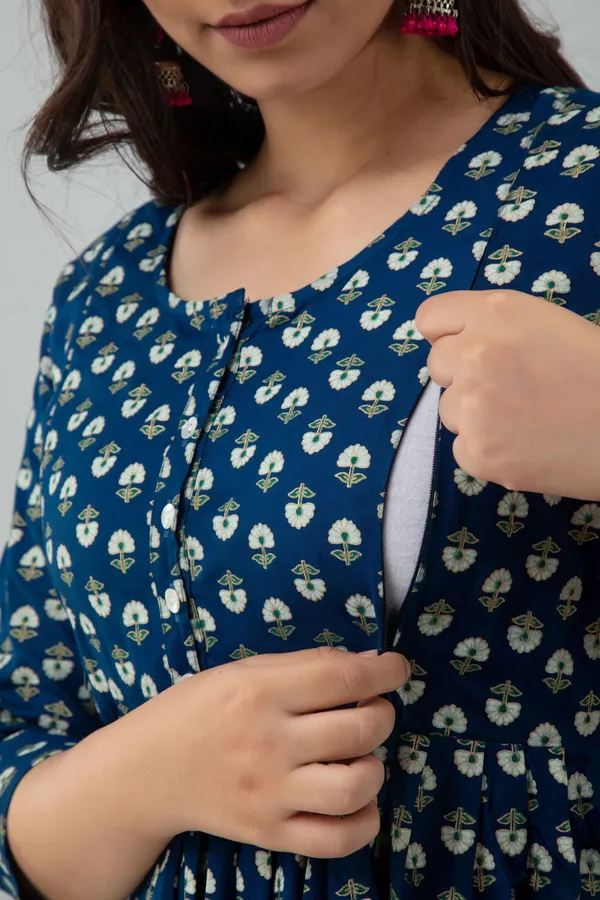 Blue_Cotton_Blend_Floral_Print_Regular_Kurta_For_Women