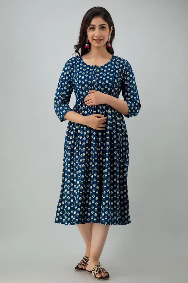 Blue_Cotton_Blend_Floral_Print_Regular_Kurta_For_Women