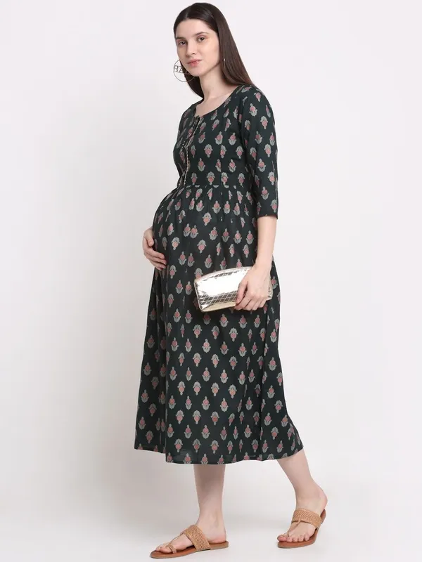 Black_Viscose_Rayon_Floral_Print_Regular_Kurta_For_Women