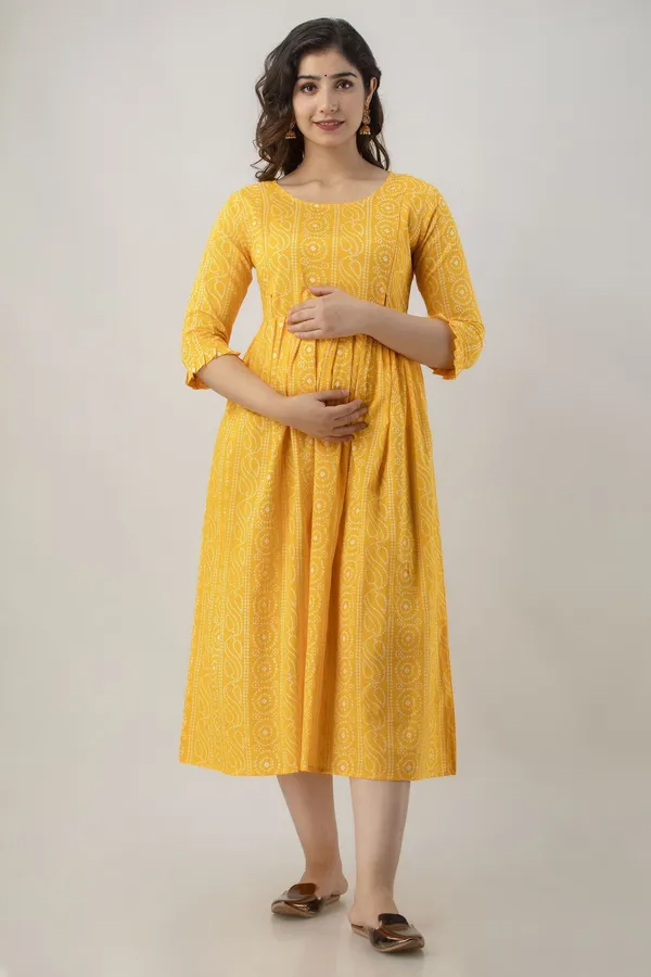 Yellow_Cotton_Blend_Regular_Gown_For_Women