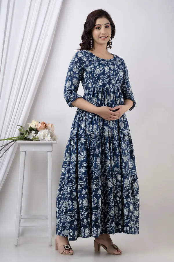 Blue_Cotton_Blend_Regular_Gown_For_Women