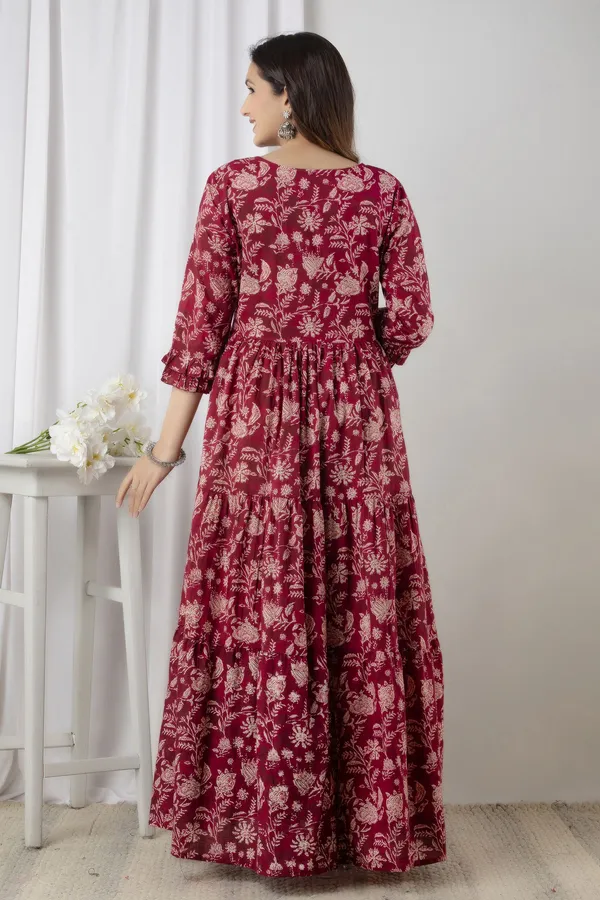 Maroon_Cotton_Blend_Regular_Gown_For_Women