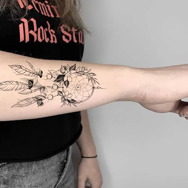 Leaf_Circle_With_Flower_Temporary_Tattoo_pack_of_2