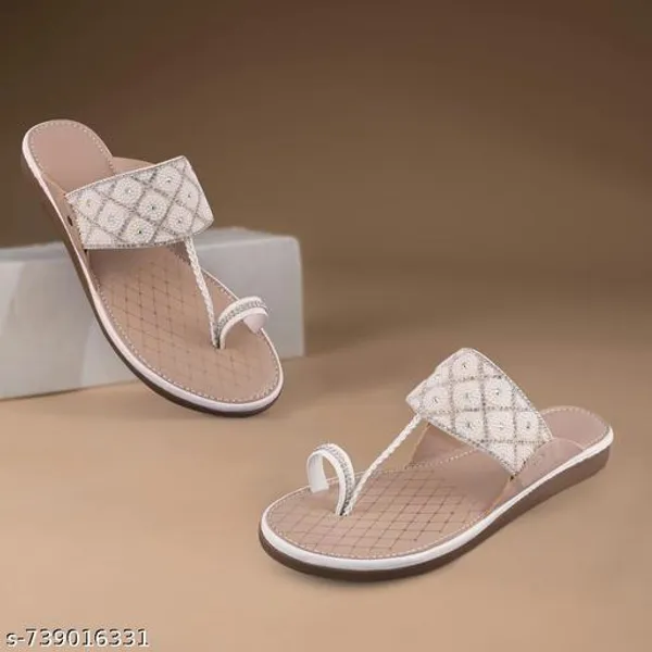 White_Kolhapuri_Flats_Patch_Detail_For_Women_And_Girls.