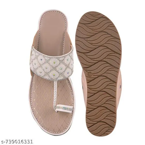 White_Kolhapuri_Flats_Patch_Detail_For_Women_And_Girls.
