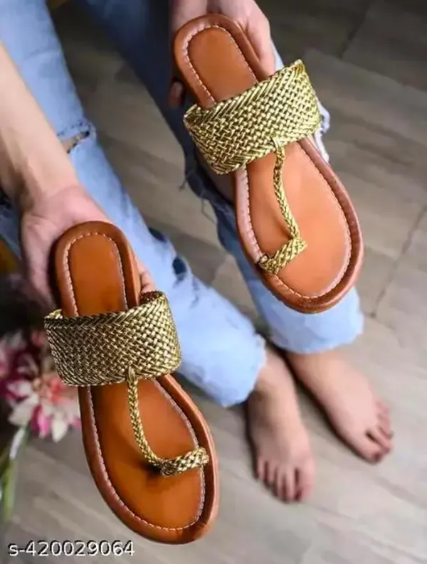 Golden_Kolhapuri_Pu_Leather_Flats_For_Women