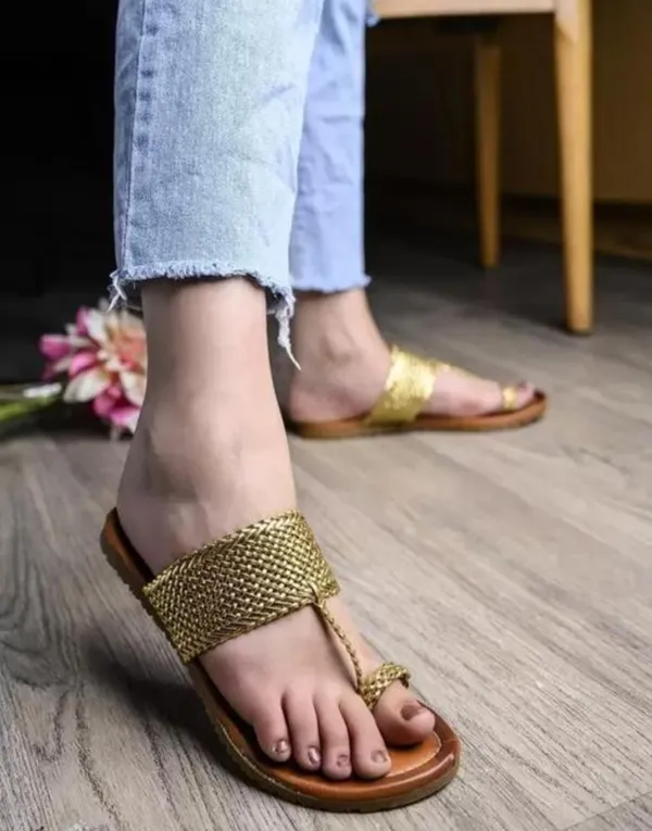 Golden_Kolhapuri_Pu_Leather_Flats_For_Women
