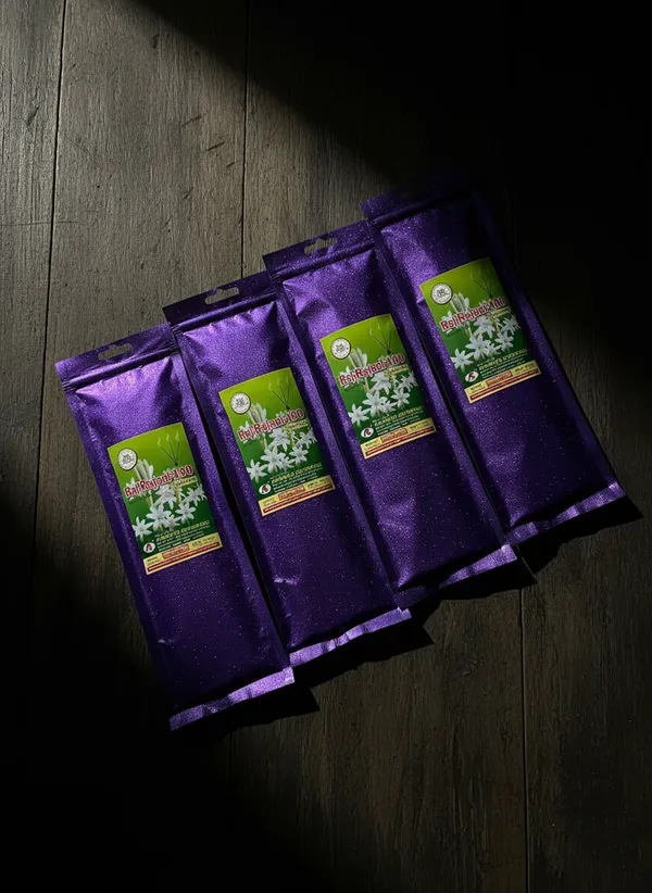 Violet_Night_Queen_Rajnigandha_Flora_Raj_Rajani_Incense_Stick_Pack_Of__4