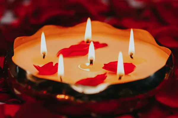Urli_Candle