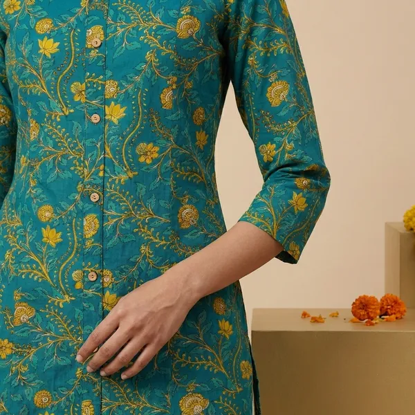 Green_Premium_Cotton_Floral_Printed_Kurta_Set_For_Women