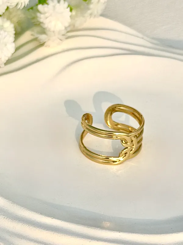 Olivia_Adjustable_Ring