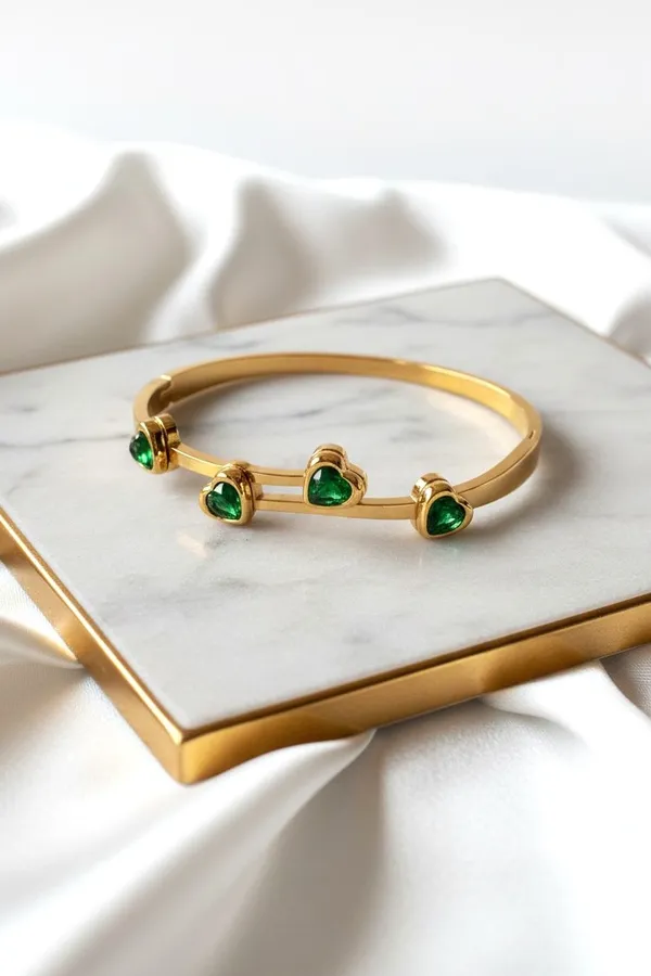 Emerald_Hearts_Bangle_Bracelet