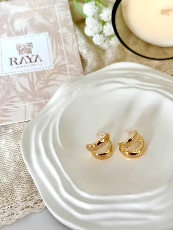 Hollow_Crescent_Hoop_Earrings