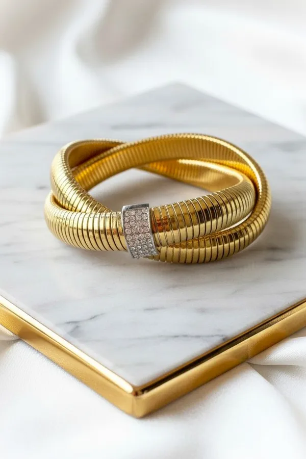 Mia_Twisted_Chunky_Luxe_Bracelet