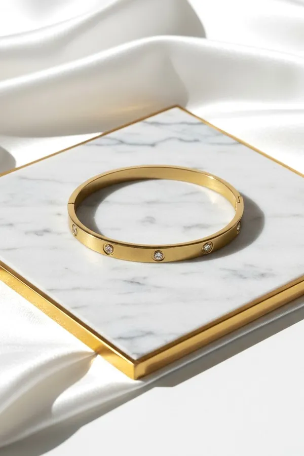 Everen_Gold_Bangle_Bracelet
