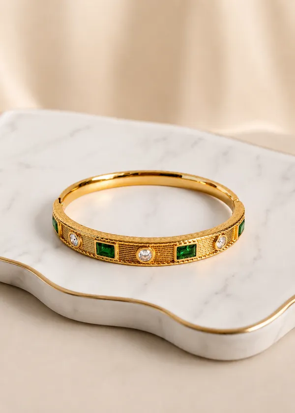 Veronica_Emerald_Crystals_Luxe_Bangle_Bracelet