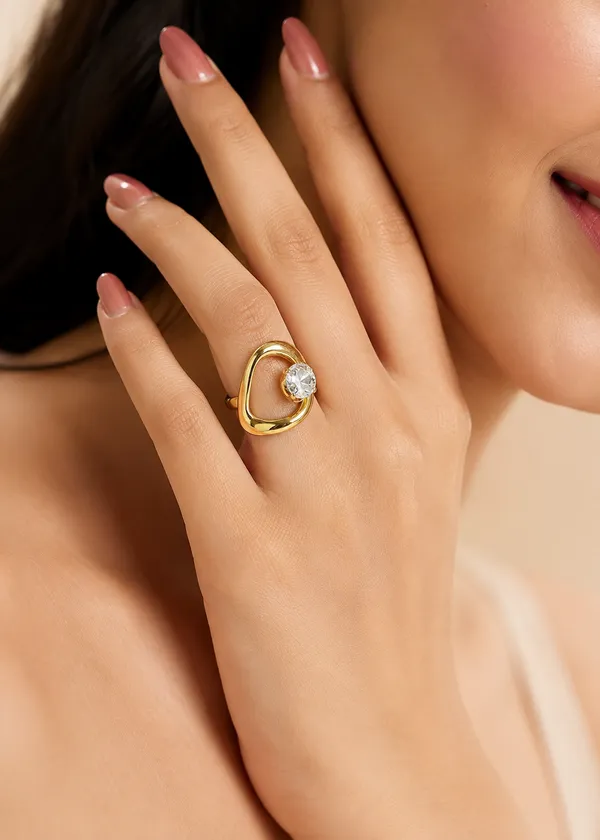 Aurelia_Sculpted_Solitaire_Statement_Ring