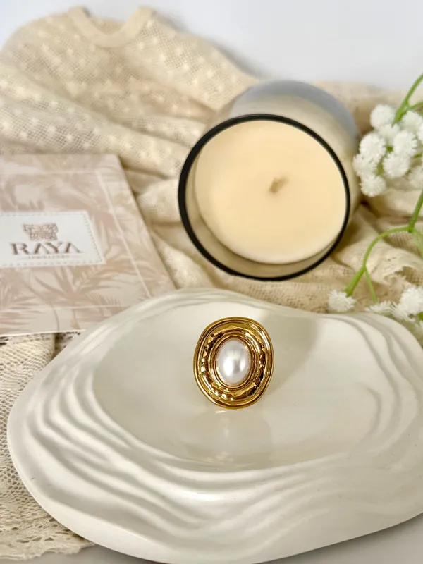 Stacy_Chunky_Pearl_Adjustable_Ring
