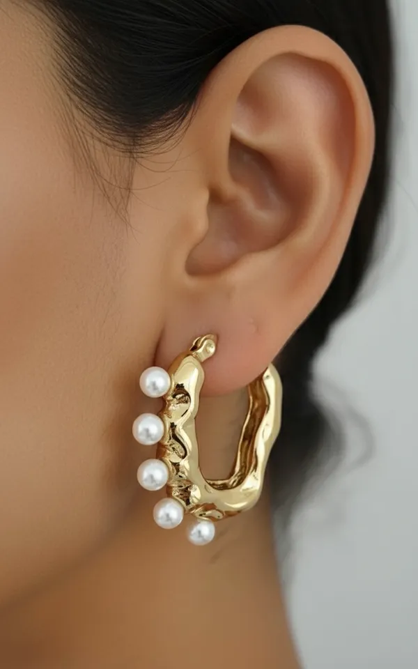 Corale_Pearls_Luxe_Hoop_Earrings