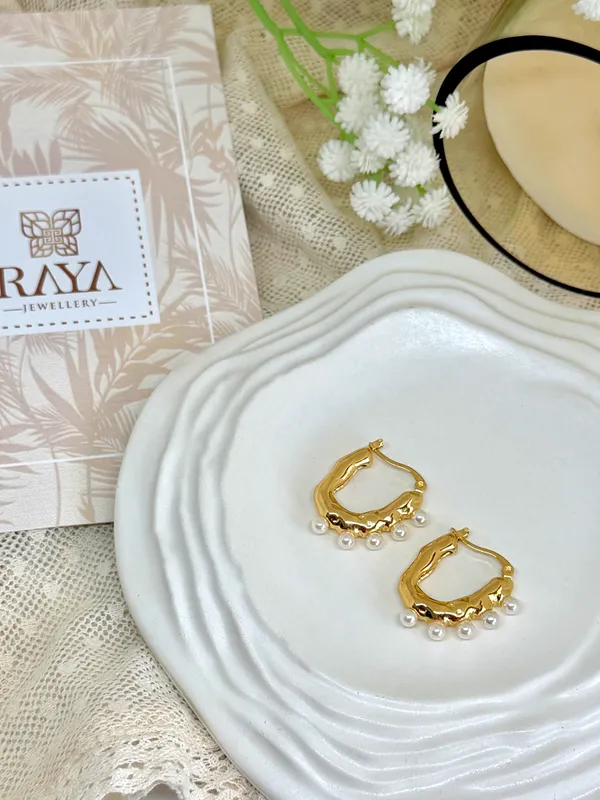 Corale_Pearls_Luxe_Hoop_Earrings