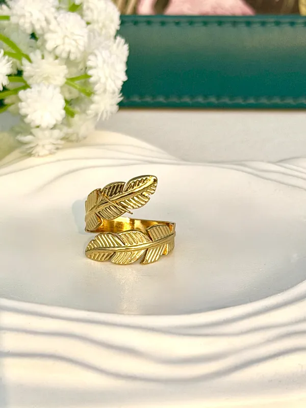 Aura_Tropical_Luxe_Adjustable_Ring