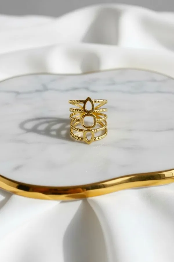 Lisa_Dainty_Luxe_Adjustable_Ring