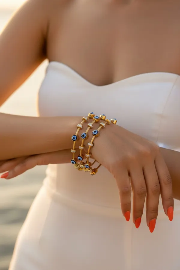 Classic_Evil_Eye_Magnet_Gold_Bangle_Bracelet