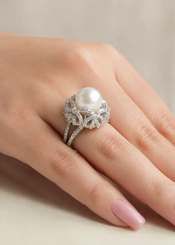 Amara_Imperial_Pearl_Luxe_White_Gold_Plated_Ring