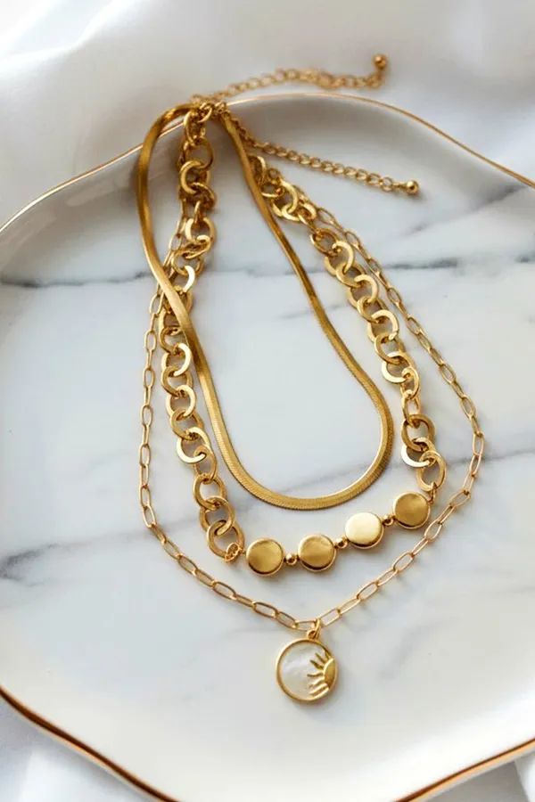 Hannah_18kt_Gold_Plated_Triple_Layered_Necklace