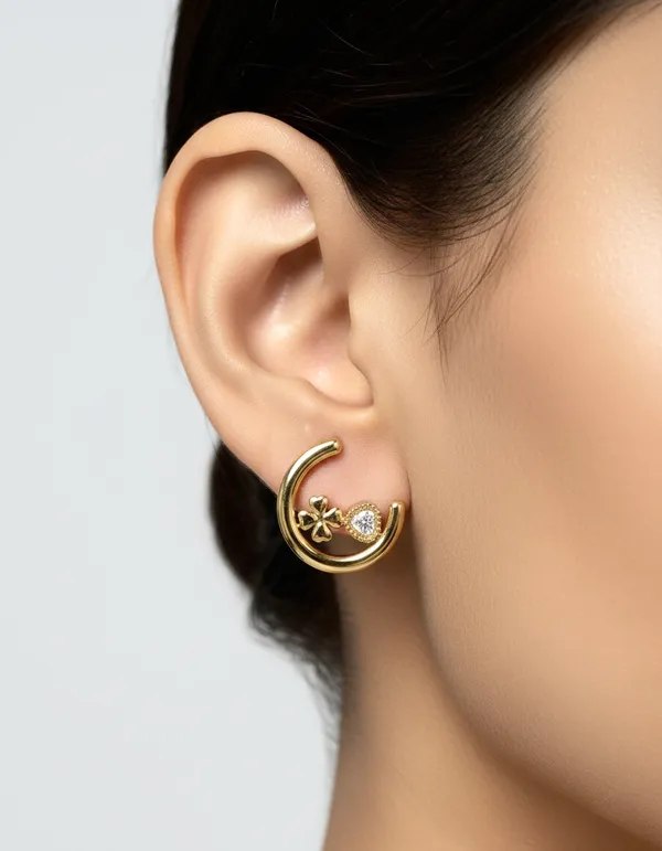 Crescent_Zircon_Heart_Stud_Earrings