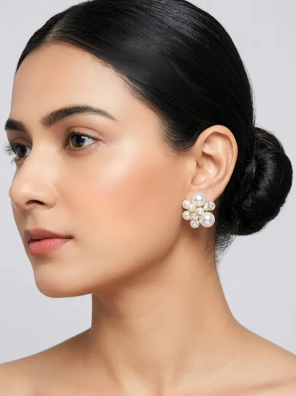 Bohemian_Cluster_Pearls_Stud_Earrings