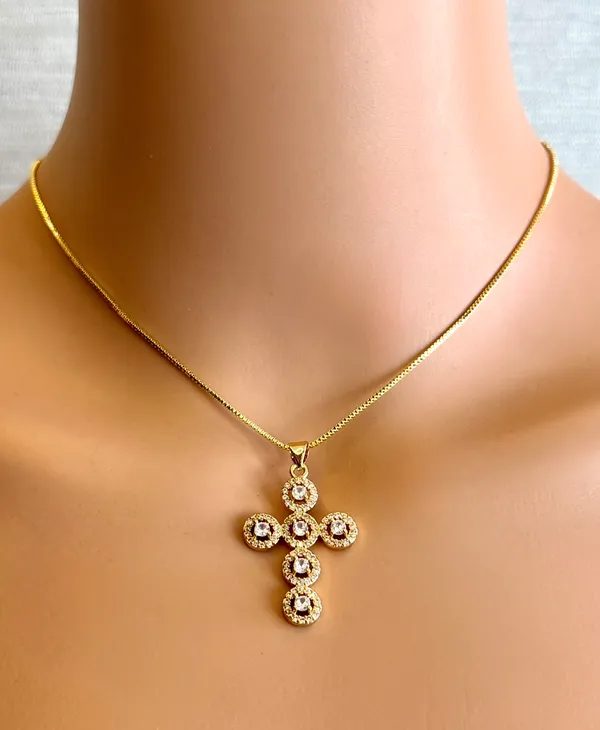 Zircon_Cross_Luxe_Necklace