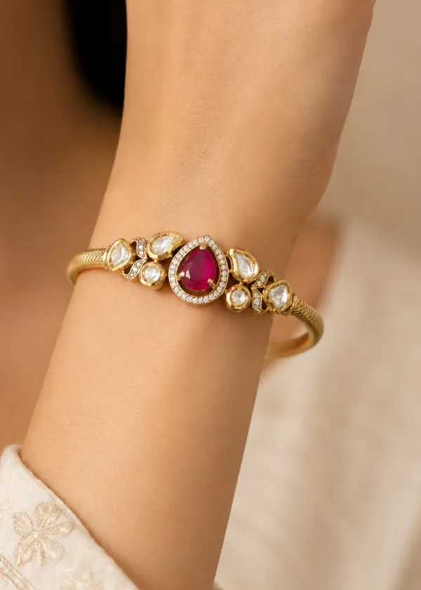 Ruby_Royale_Moissanite_Polki_Front_Opening_Bangle_Bracelet