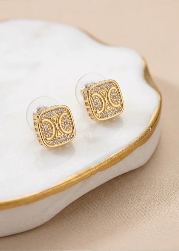Eva_Cube_Zircon_Stud_Earrings